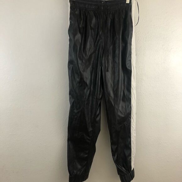 Boohoo Faux Leather Sports Stripe Panel Pants size 8 - Picture 2 of 8